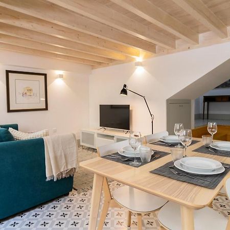 Central Stunning Duplex W/ Patio By Lovelystay OOporto Esterno foto