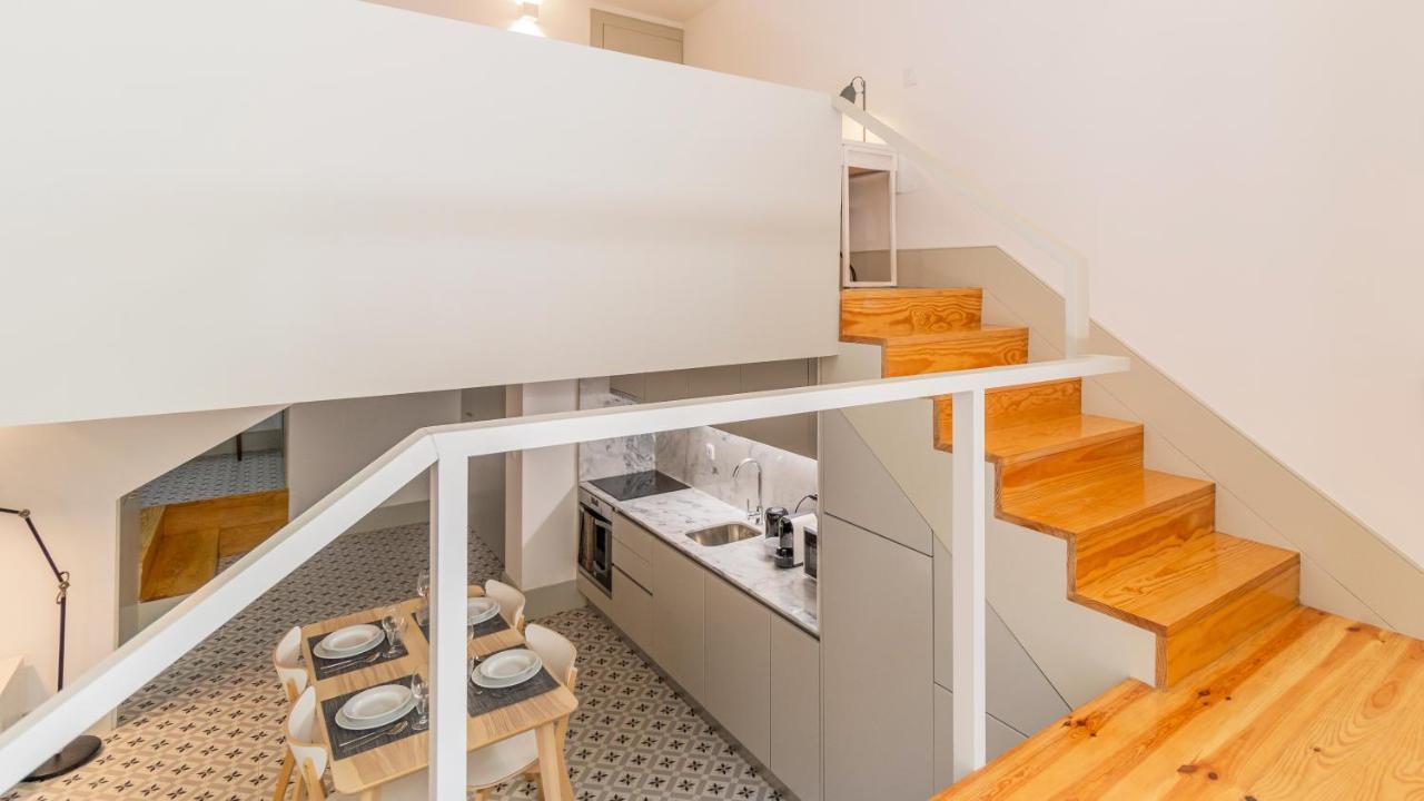 Central Stunning Duplex W/ Patio By Lovelystay OOporto Esterno foto