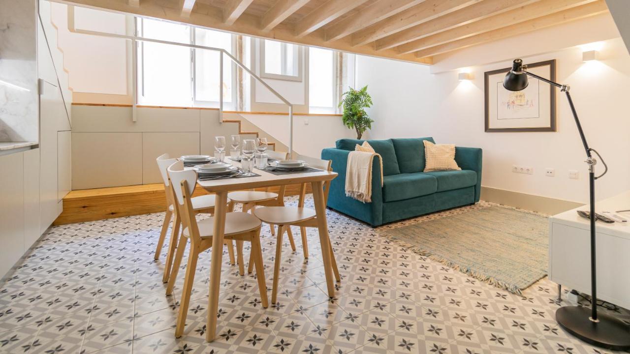 Central Stunning Duplex W/ Patio By Lovelystay OOporto Esterno foto