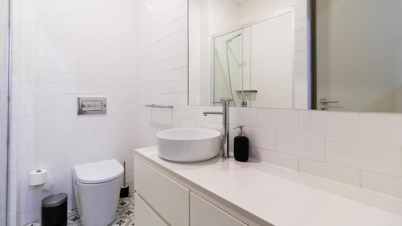 Central Stunning Duplex W/ Patio By Lovelystay OOporto Esterno foto