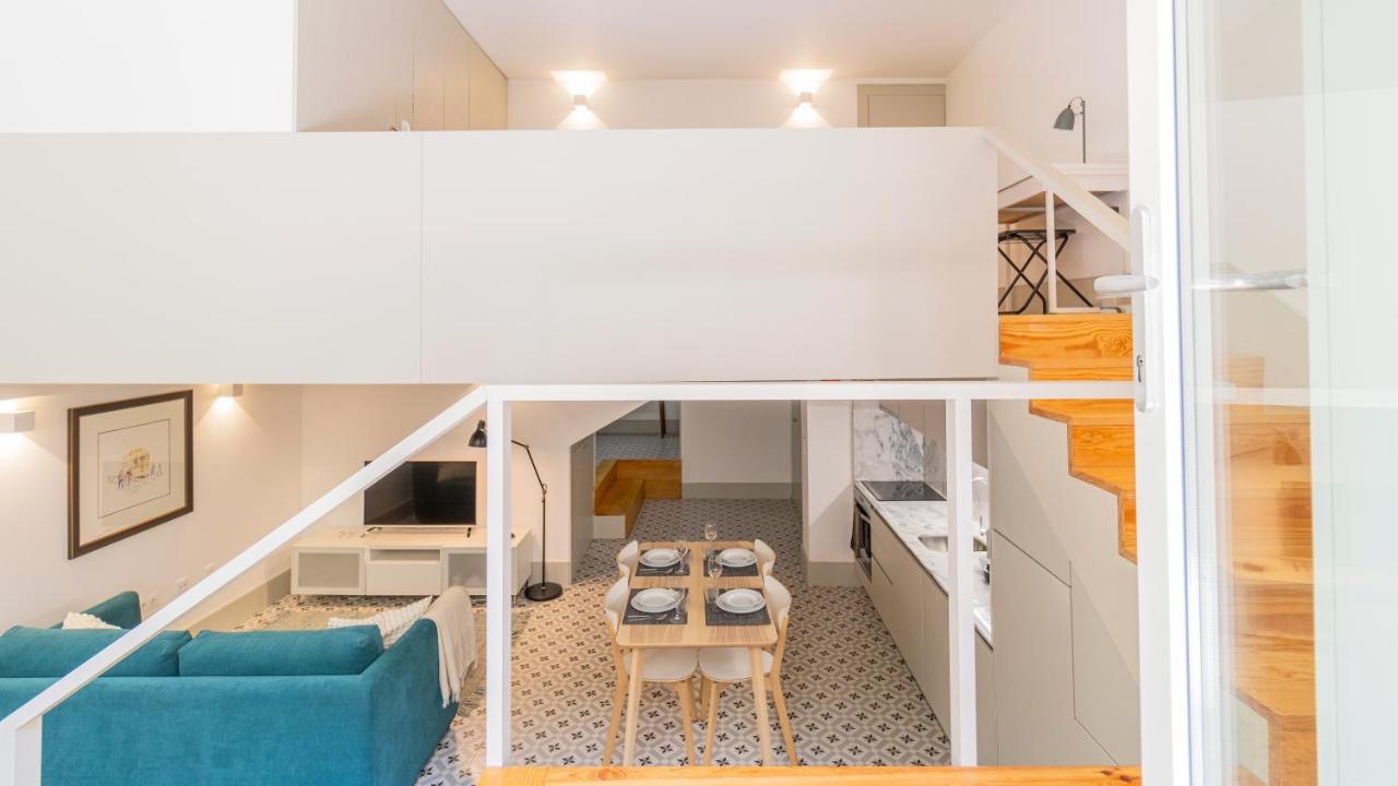 Central Stunning Duplex W/ Patio By Lovelystay OOporto Esterno foto