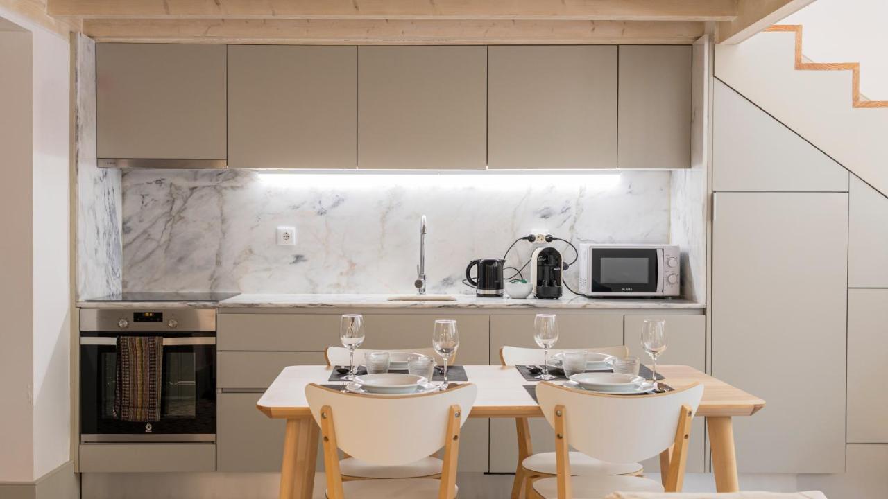 Central Stunning Duplex W/ Patio By Lovelystay OOporto Esterno foto