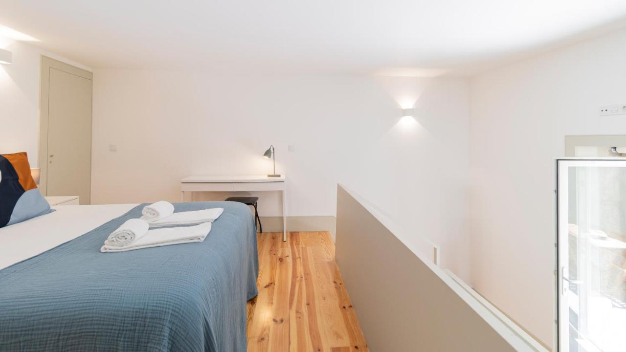 Central Stunning Duplex W/ Patio By Lovelystay OOporto Esterno foto