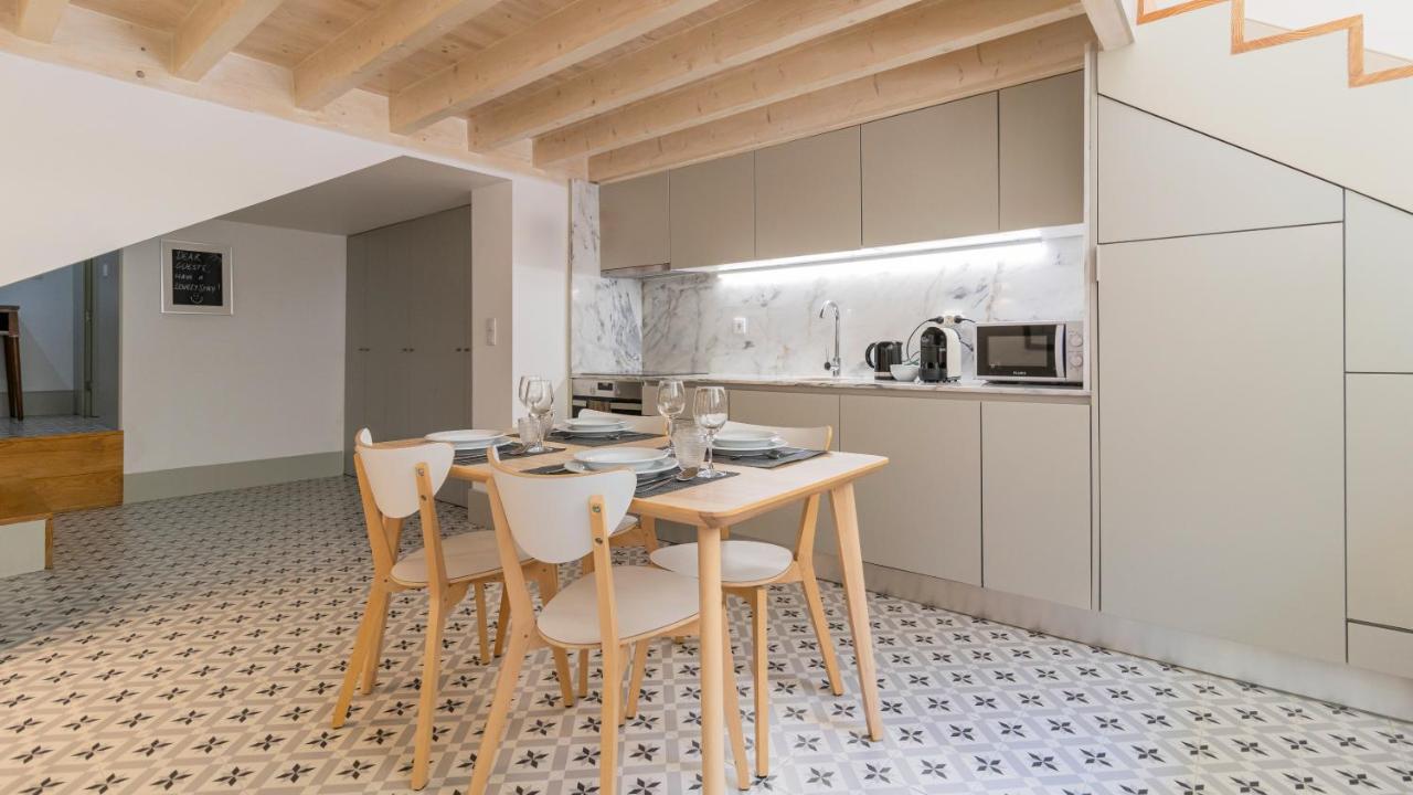 Central Stunning Duplex W/ Patio By Lovelystay OOporto Esterno foto