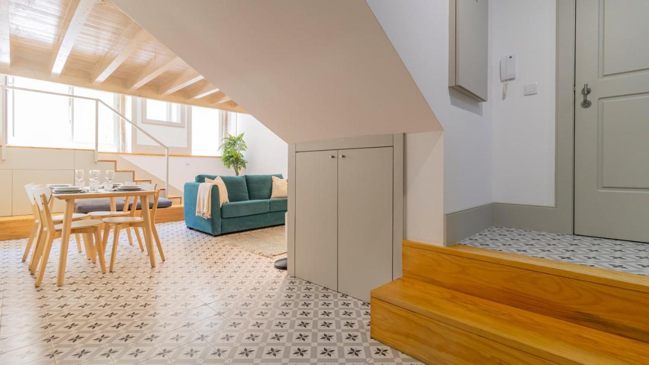 Central Stunning Duplex W/ Patio By Lovelystay OOporto Esterno foto