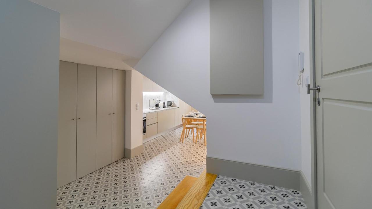 Central Stunning Duplex W/ Patio By Lovelystay OOporto Esterno foto